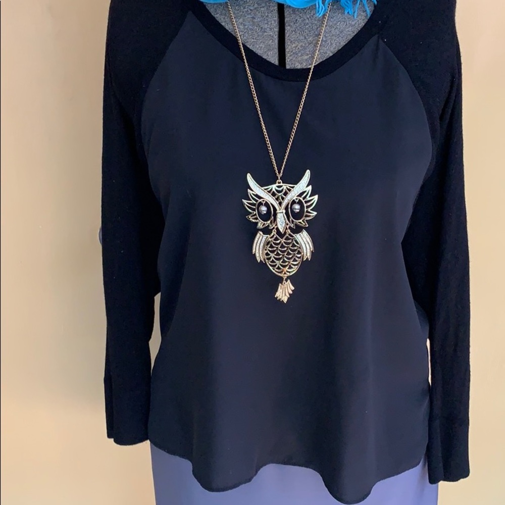 Mid century 32 in articulated owl pendant/necklace